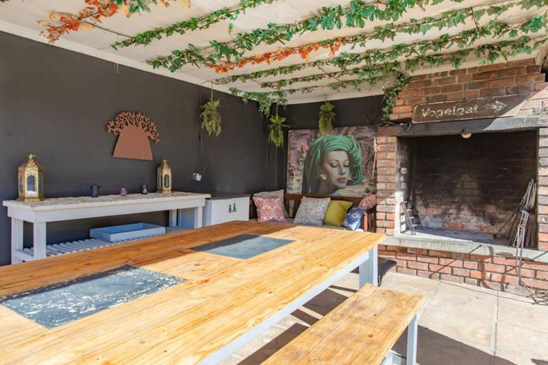 5 Bedroom Property for Sale in Paarl Western Cape